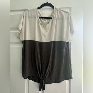 White and gray shirt sleeve shirt with tie front detail, size large